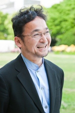 川辺　亮