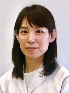 山岡 雅子