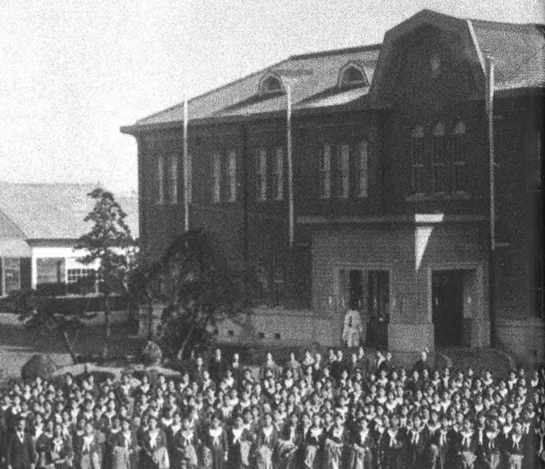 新校舎移転　昭和10年（1935）1月8日）
