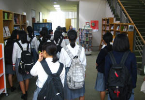 図書館見学