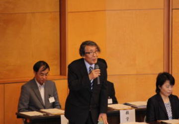 総会及び講演会の様子の写真02