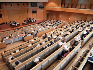 総会及び講演会の様子の写真03