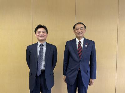 会津大学の宮崎理事長・学長と本学の栗栖事務総長