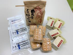 食糧支援