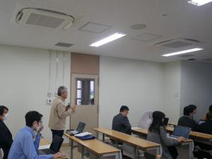 情報マネジメント専攻修士論文中間発表会2025写真5