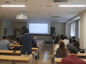情報マネジメント専攻ET中間発表会2025写真3