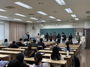 就職進学懇談会2025写真1