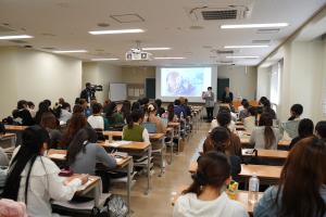 授業の様子（日下先生）