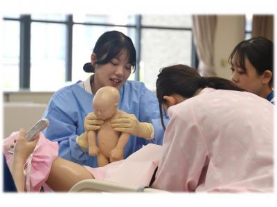 助産学専攻科オープンキャンパス2026 分娩介助を見てみよう4