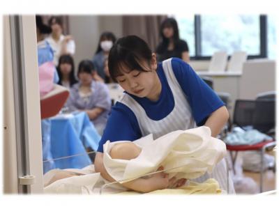 助産学専攻科オープンキャンパス2026 分娩介助を見てみよう11