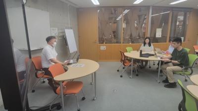情報マネジメント専攻特別講義Ⅲ(3)写真2