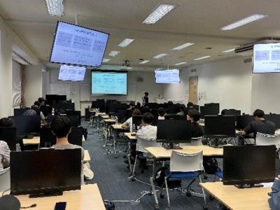情報マネジメント専攻説明会写真2