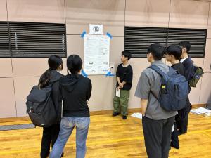 2026年度卒業論文中間発表会写真1