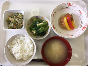 がんもどきの含め煮定食