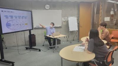 情報マネジメント専攻特別講義2写真1