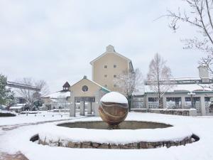 雪のキャンパス