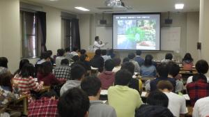 研究室紹介の様子