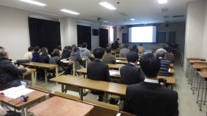 卒業論文の審査会の様子