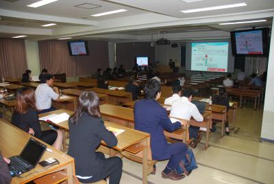 大学院生（姫澤）