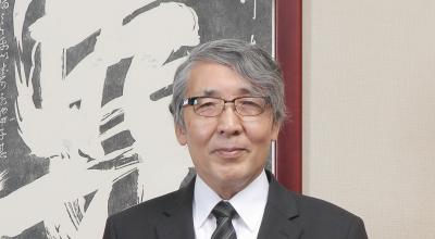 中村学長写真