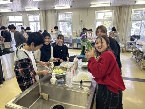 国際異文化農業体験研修クッキング2
